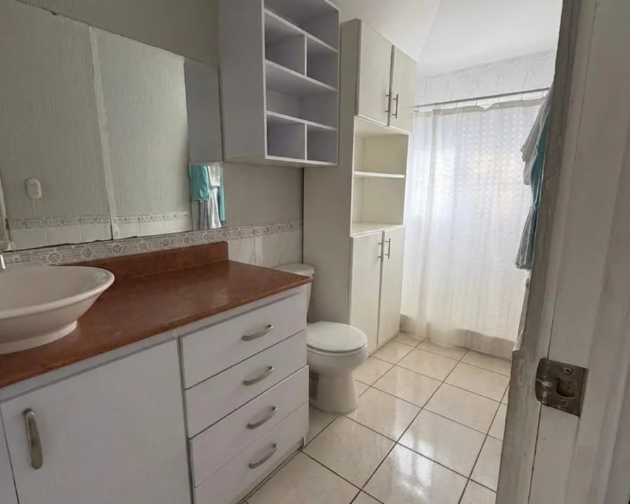 Casa en Venta Paraje Solar CAES — Casa en Venta en Paraje Solar, Carretera a El Salvador, Guatemala, Ciudad — foto 8 de 13