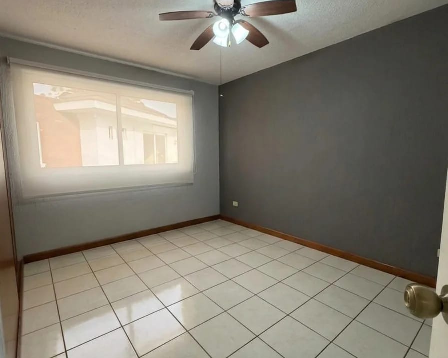 Casa en Venta Paraje Solar CAES — Casa en Venta en Paraje Solar, Carretera a El Salvador, Guatemala, Ciudad — foto 11 de 13