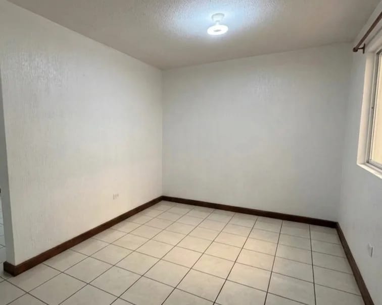 Casa en Venta Paraje Solar CAES — Casa en Venta en Paraje Solar, Carretera a El Salvador, Guatemala, Ciudad — foto 9 de 13
