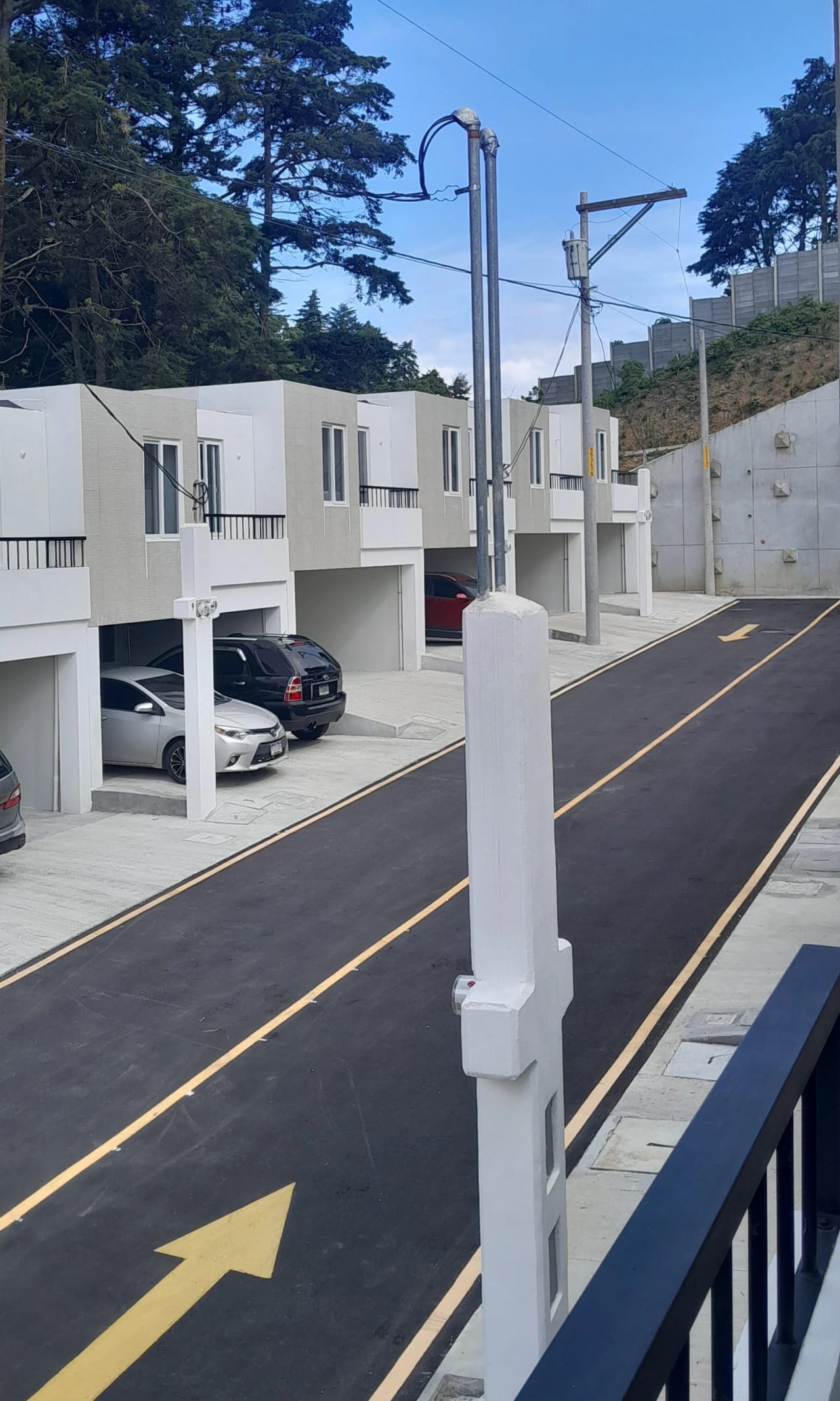 CASA EN RENTA APARTAMENTOS MONET SANTA CATARINA PINULA CAES — Casa en Alquiler en Carretera a El Salvador, Guatemala, Ciudad — foto 12 de 17