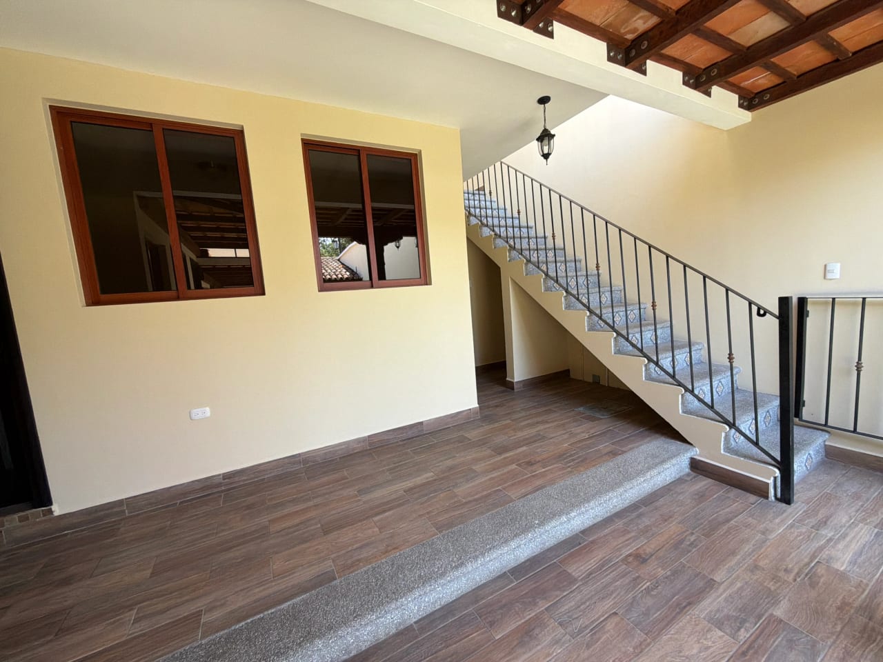 Casa en Renta en Jocotenango — Casa en Alquiler en Jocotenango, Sacatepéquez — foto 9 de 12