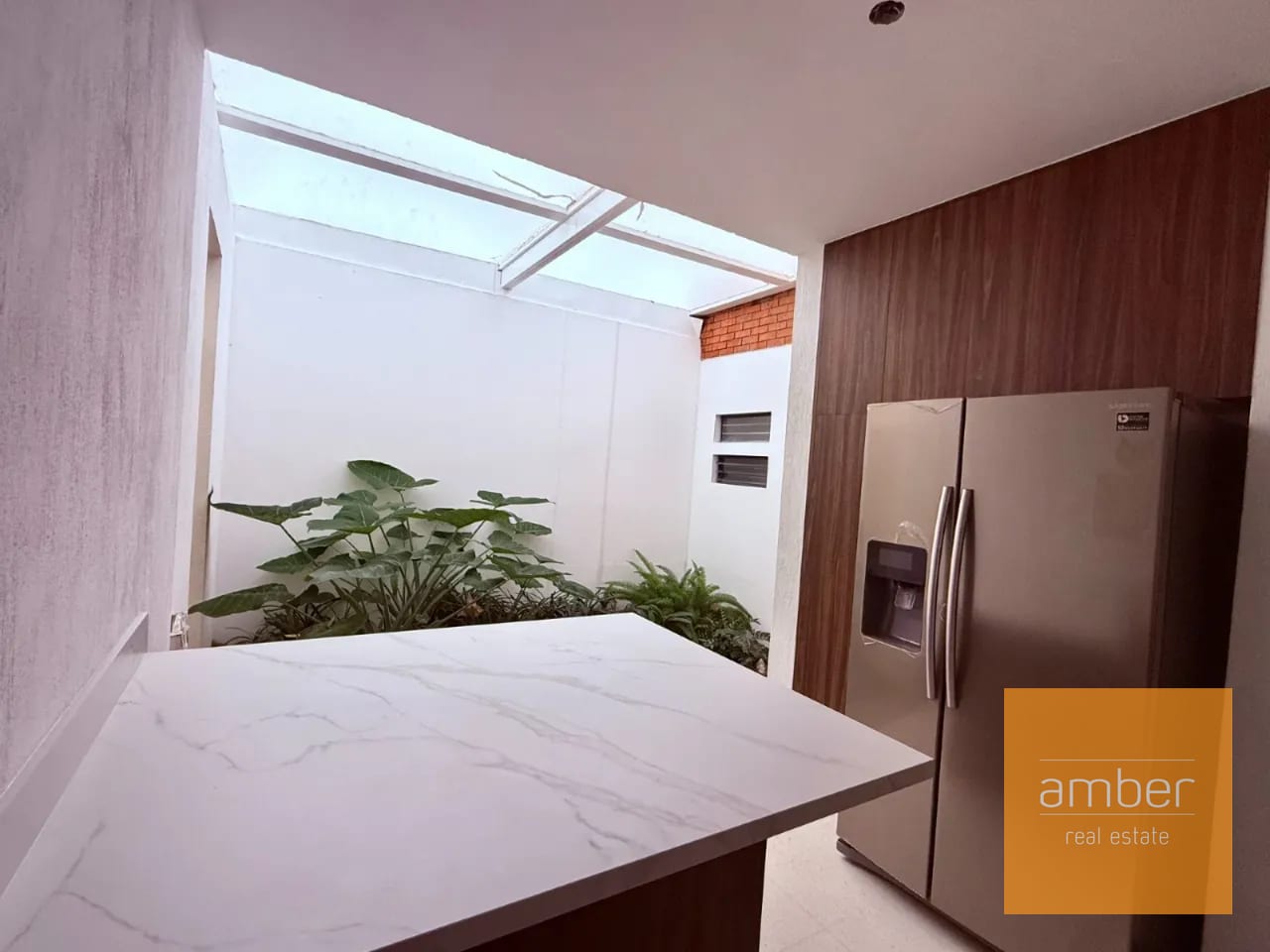 Casa en el Prado, zona 10 — Casa en Alquiler en El Prado, Zona 10, Guatemala, Ciudad — foto 4 de 12