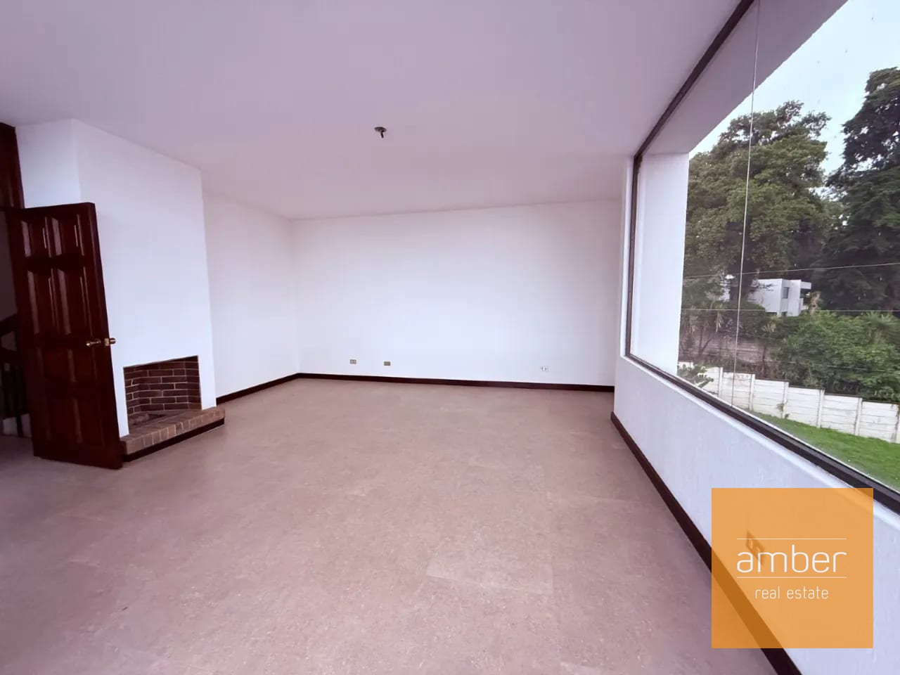 Casa en el Prado, zona 10 — Casa en Alquiler en El Prado, Zona 10, Guatemala, Ciudad — foto 10 de 12