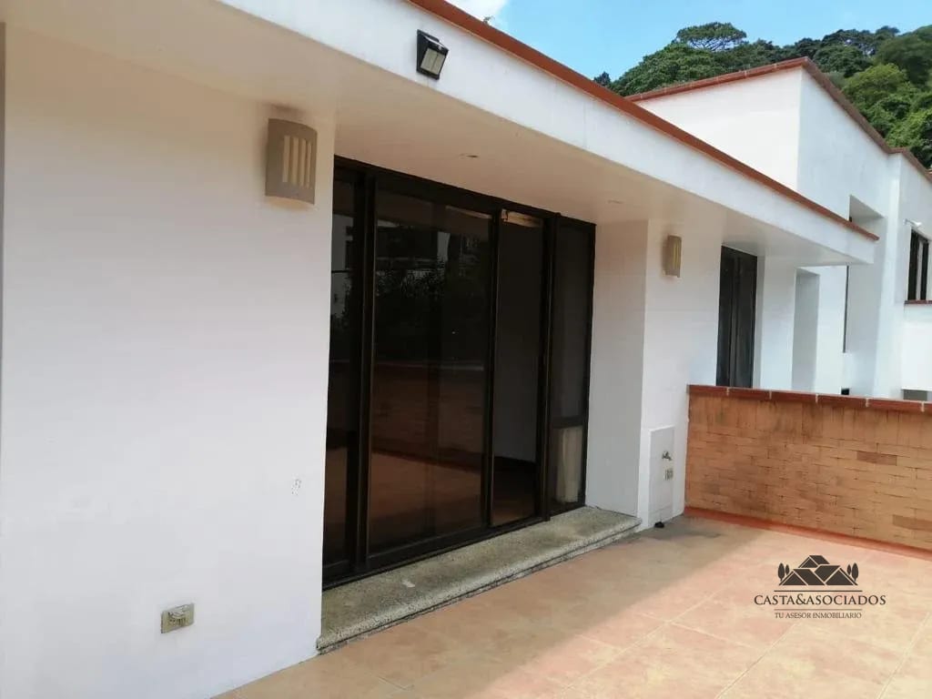 Casa en Venta Zona 16 — Casa en Venta en Zona 16, Guatemala, Ciudad — foto 3 de 12