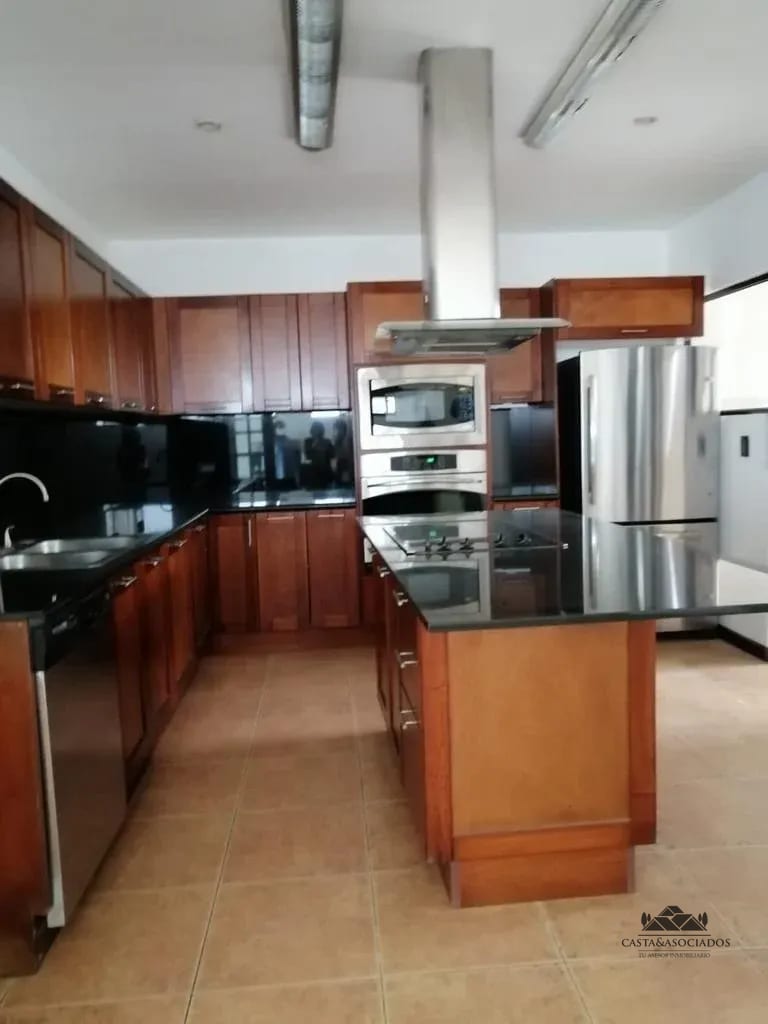 Casa en Venta Zona 16 — Casa en Venta en Zona 16, Guatemala, Ciudad — foto 9 de 12
