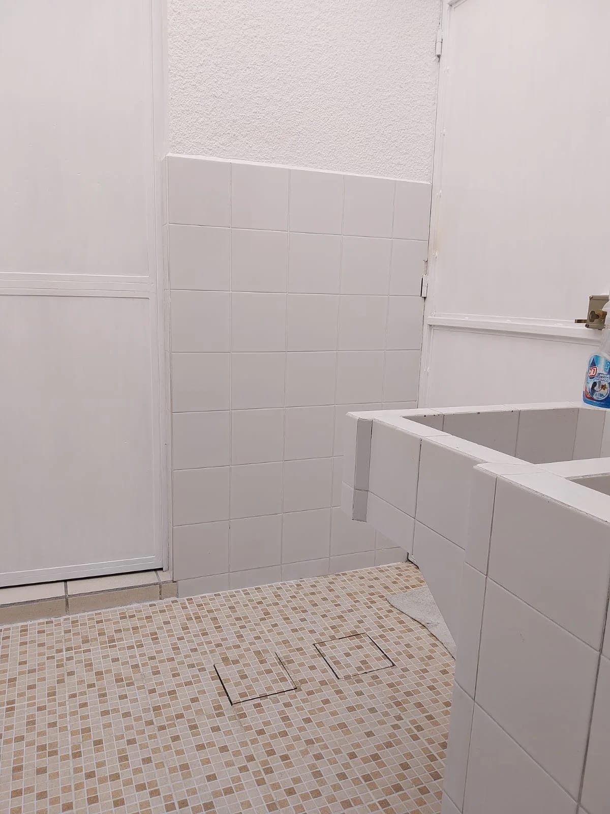 Casa Remodelada en Pinabetes — Casa en Venta en San José Pinula, Guatemala, Ciudad — foto 3 de 13