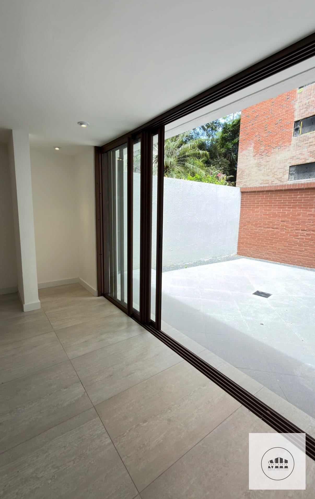 Bella casa remodelada — Casa en Venta en Zona 10, Guatemala, Ciudad — foto 4 de 17
