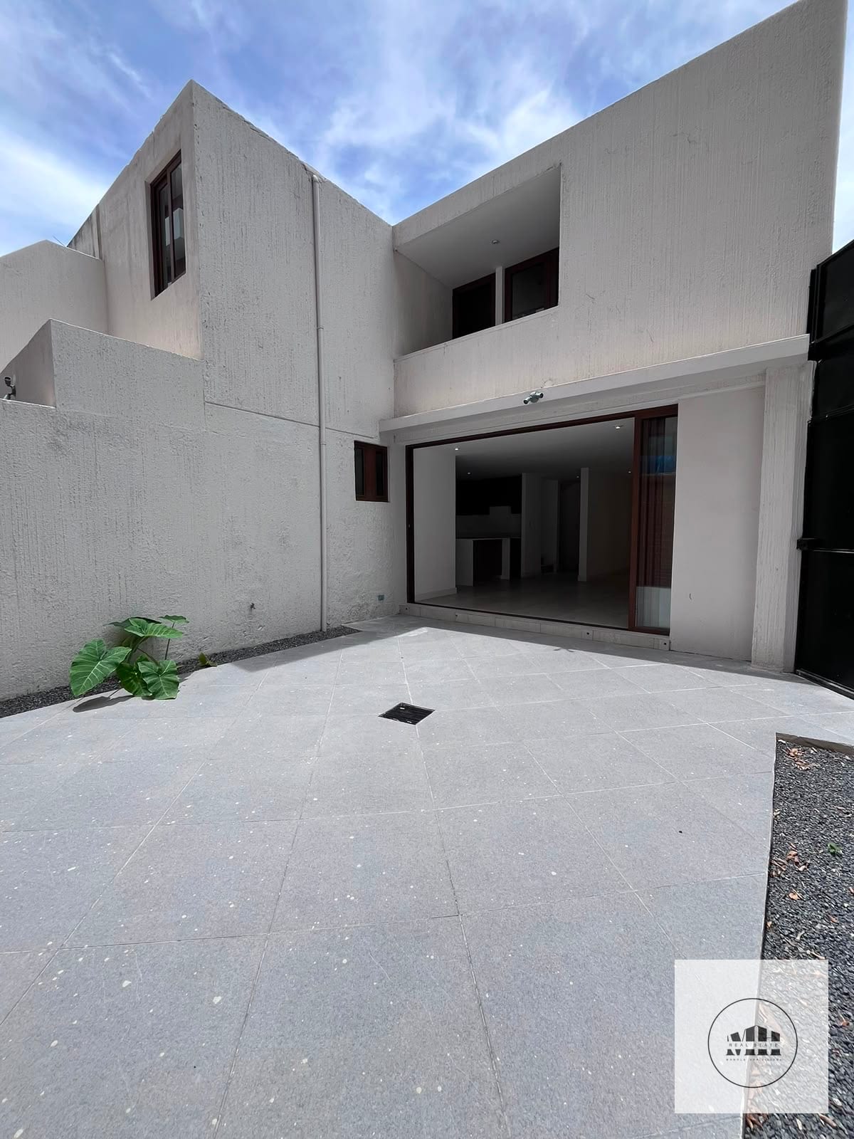 Bella casa remodelada — Casa en Venta en Zona 10, Guatemala, Ciudad — foto 8 de 17