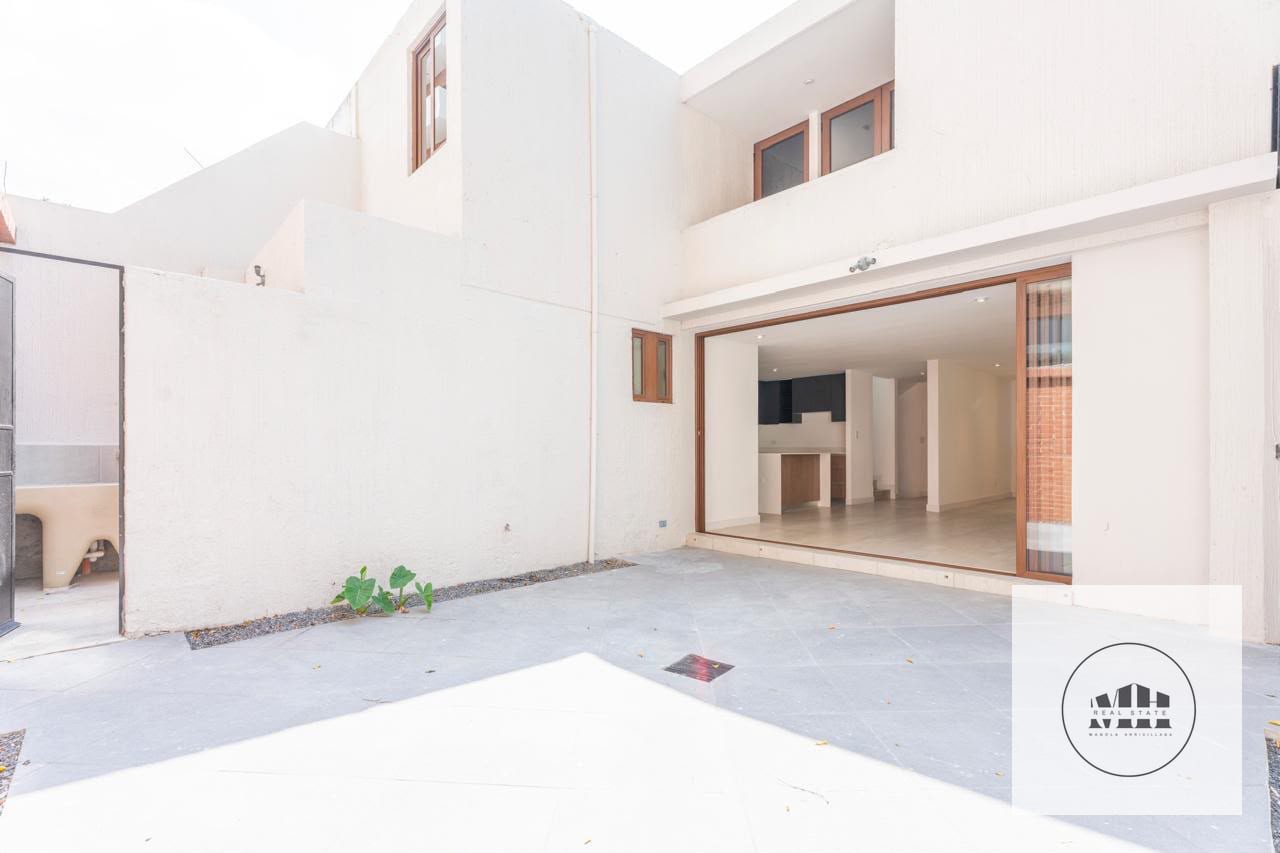 Bella casa remodelada — Casa en Venta en Zona 10, Guatemala, Ciudad — foto 11 de 17