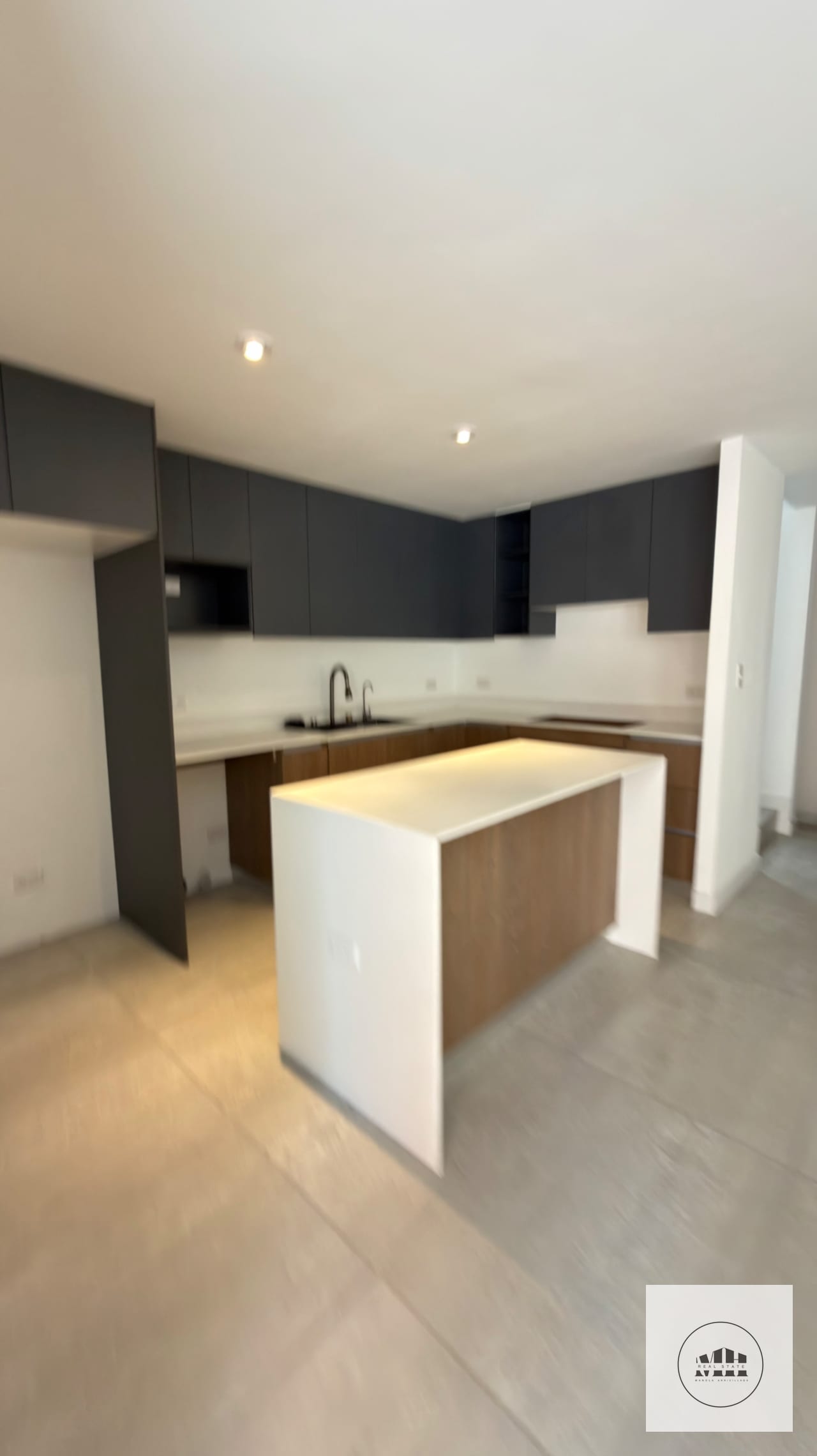 Bella casa remodelada — Casa en Venta en Zona 10, Guatemala, Ciudad — foto 15 de 17