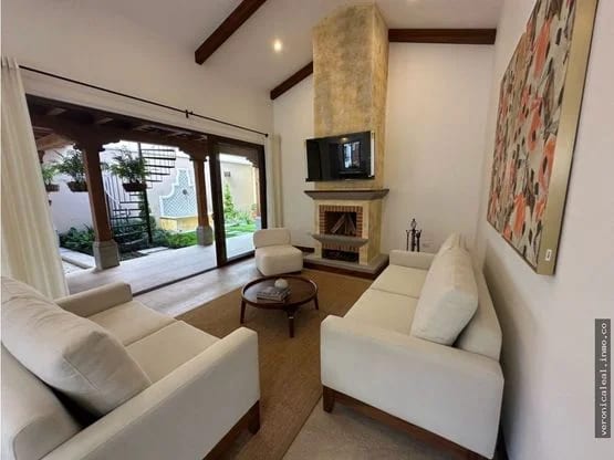 Casa en Venta en club Residencial Los Franciscanos — Casa en Venta en Antigua, Sacatepéquez — foto 4 de 17
