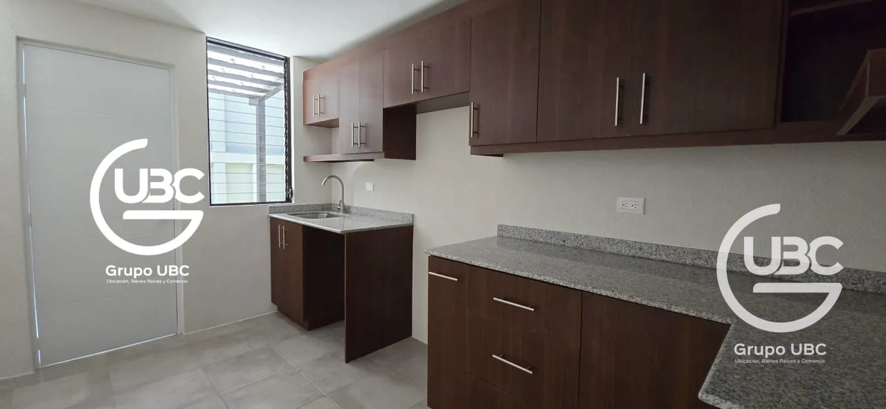 Moderna casa en renta en Santa Lucía Milpas Altas — Casa en Alquiler en Santa Lucía Milpas Altas, Sacatepéquez — foto 6 de 17