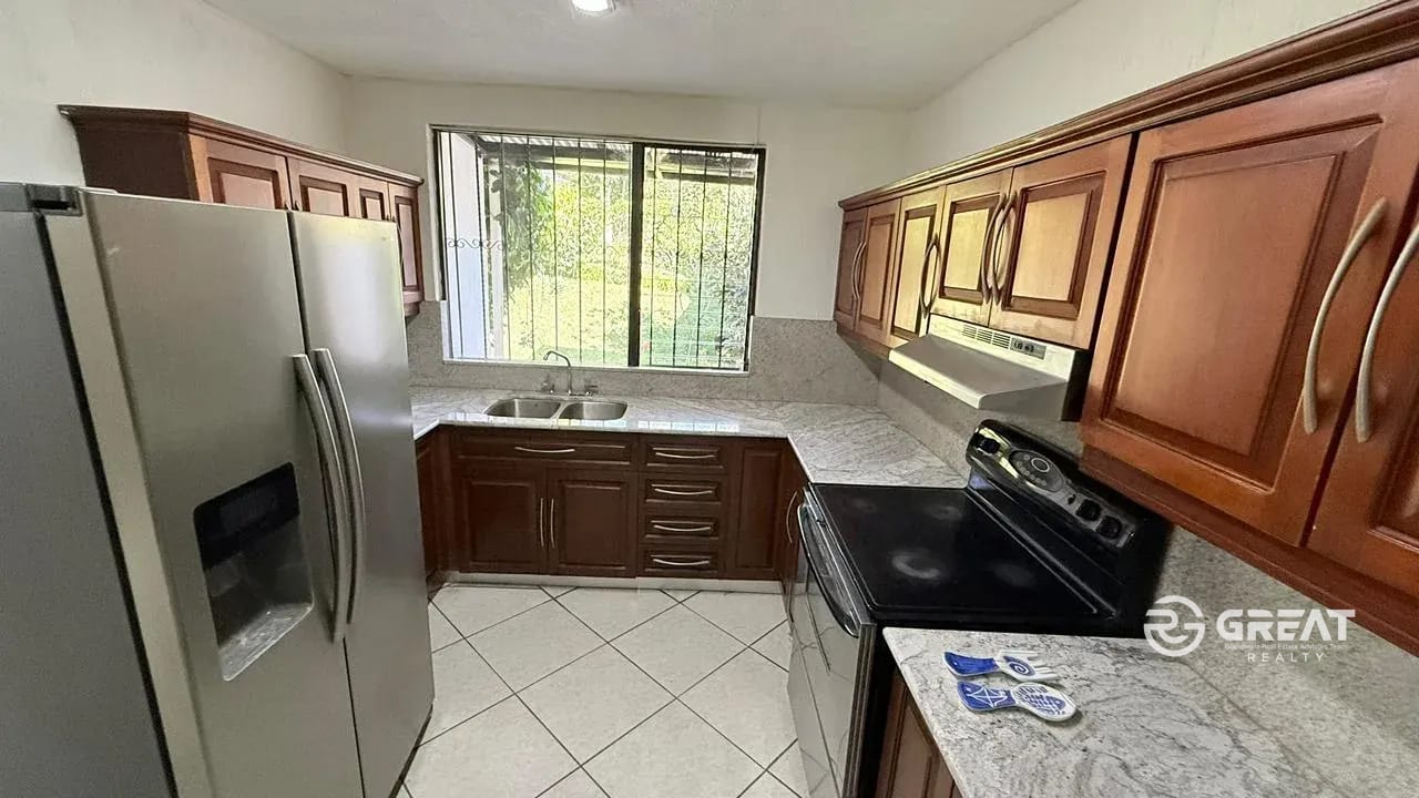 🏡 Casa en Renta o Venta | Residencial Vizcaya — Casa en Venta en Carretera a El Salvador, Guatemala, Ciudad — foto 3 de 10