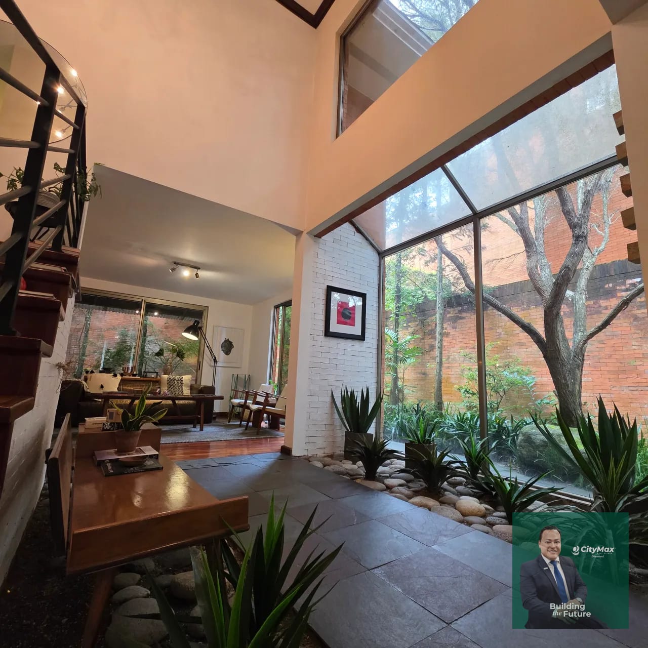 Casa en venta Lomas de San Antonio — Casa en Venta en San Antonio, Carretera a El Salvador, Guatemala, Ciudad — foto 1 de 10