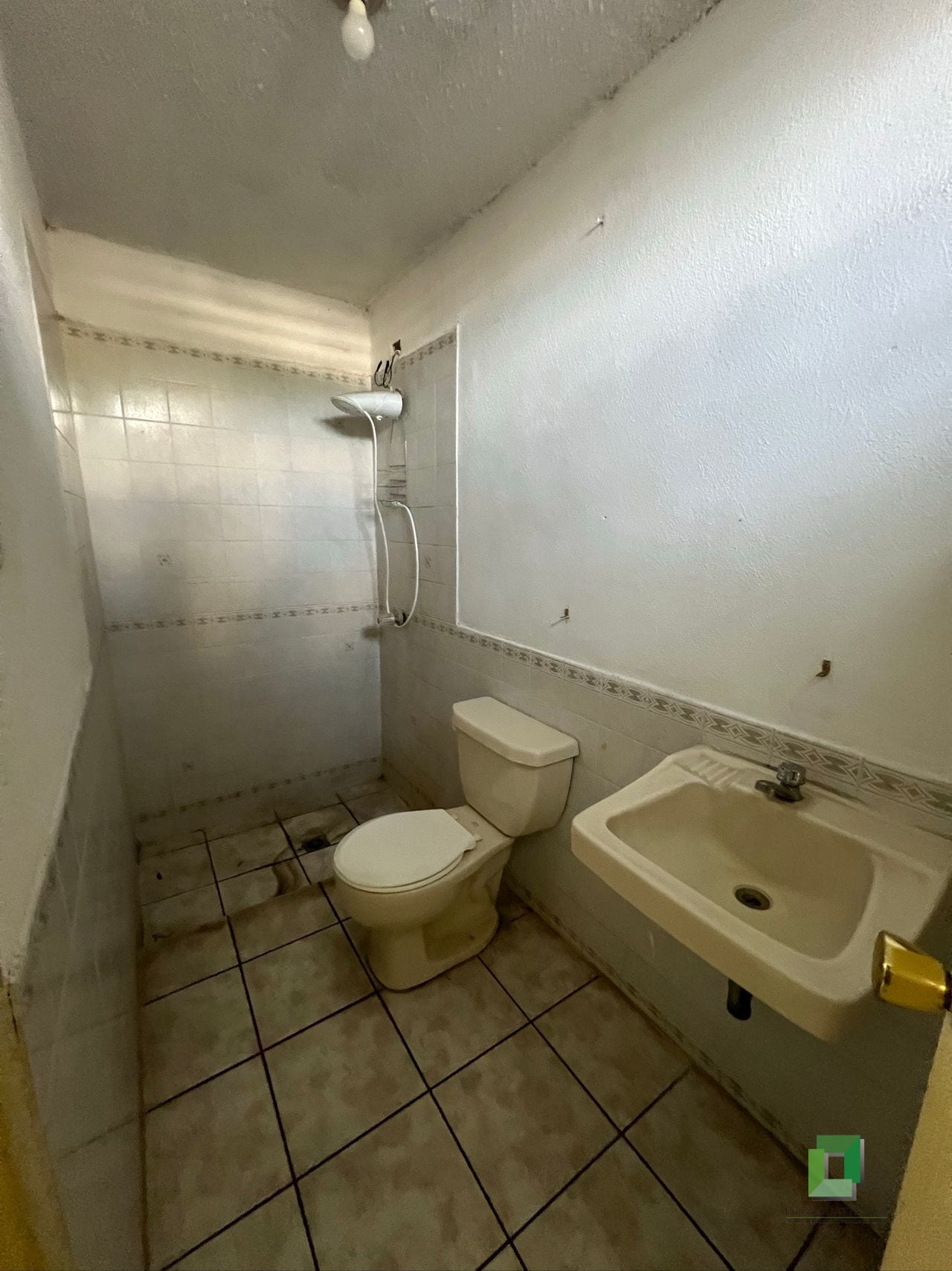 Casa renta San Cristobal Santa Barbara — Casa en Alquiler en Zona 8 Mixco, Guatemala, Ciudad — foto 9 de 11