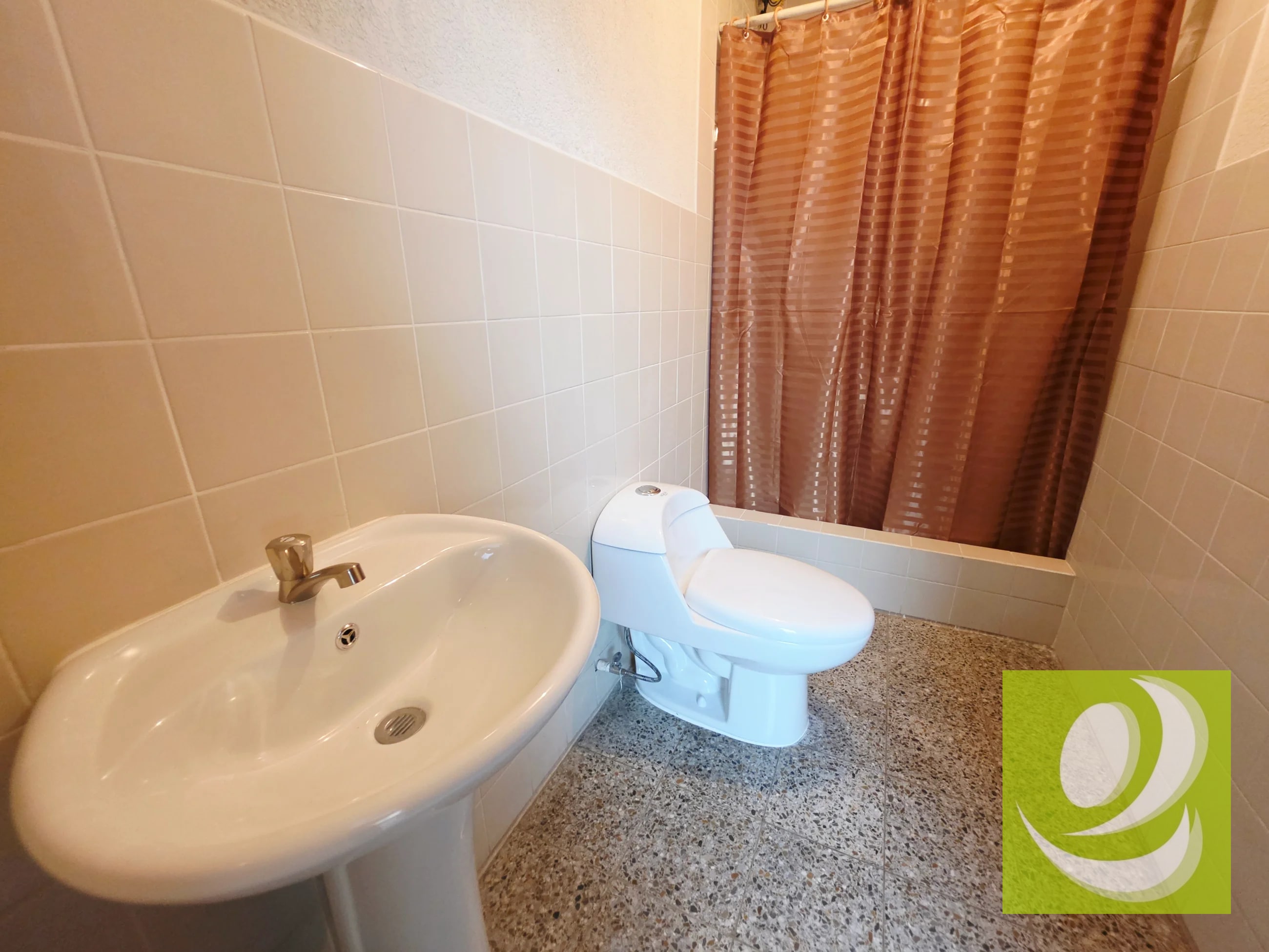 CASA EN VENTA EN PINARES DE SAN CRISTOBAL MIXCO - 9