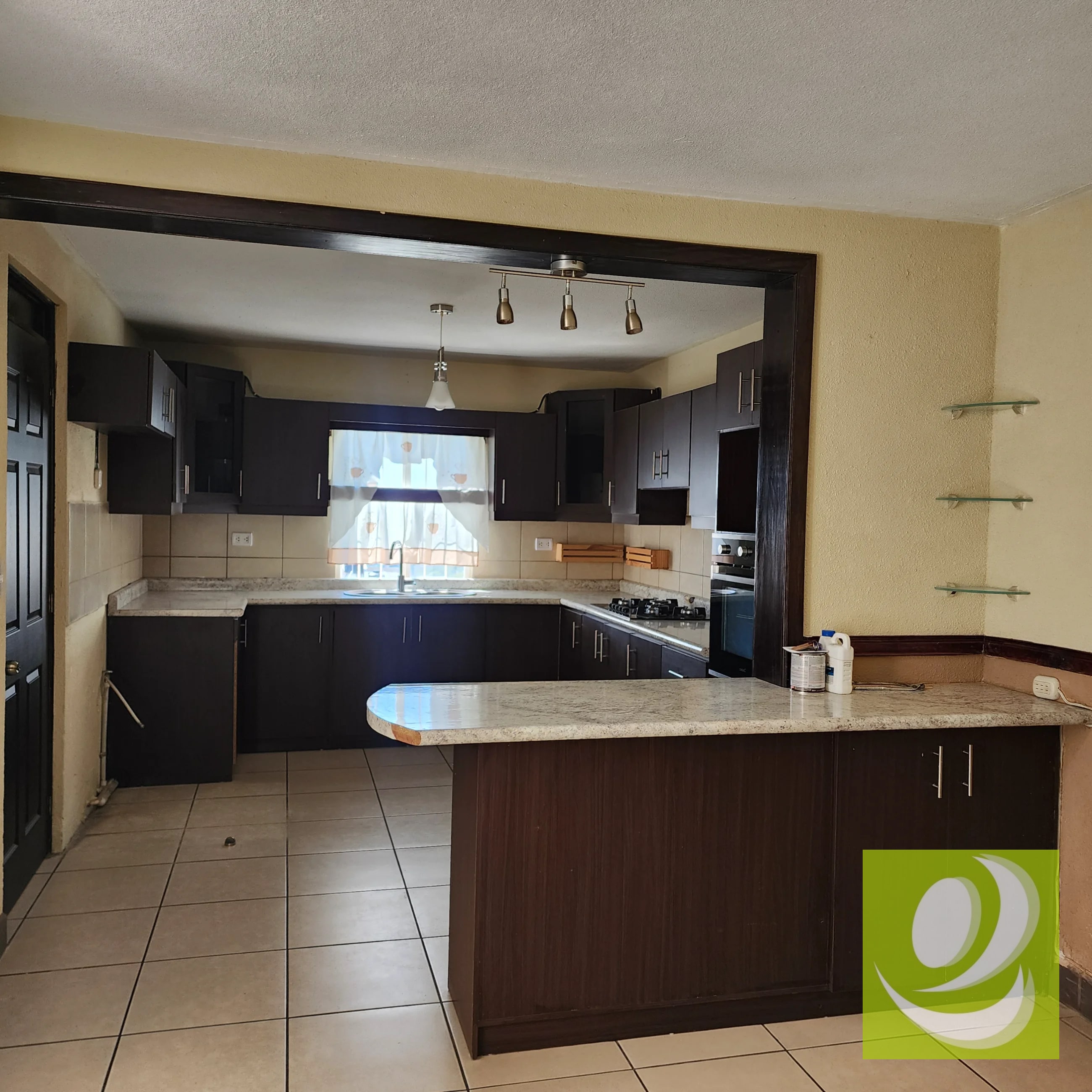 VENDO CASA EN RESIDENCIAL LOS OLIVOS Z. 18 - 5