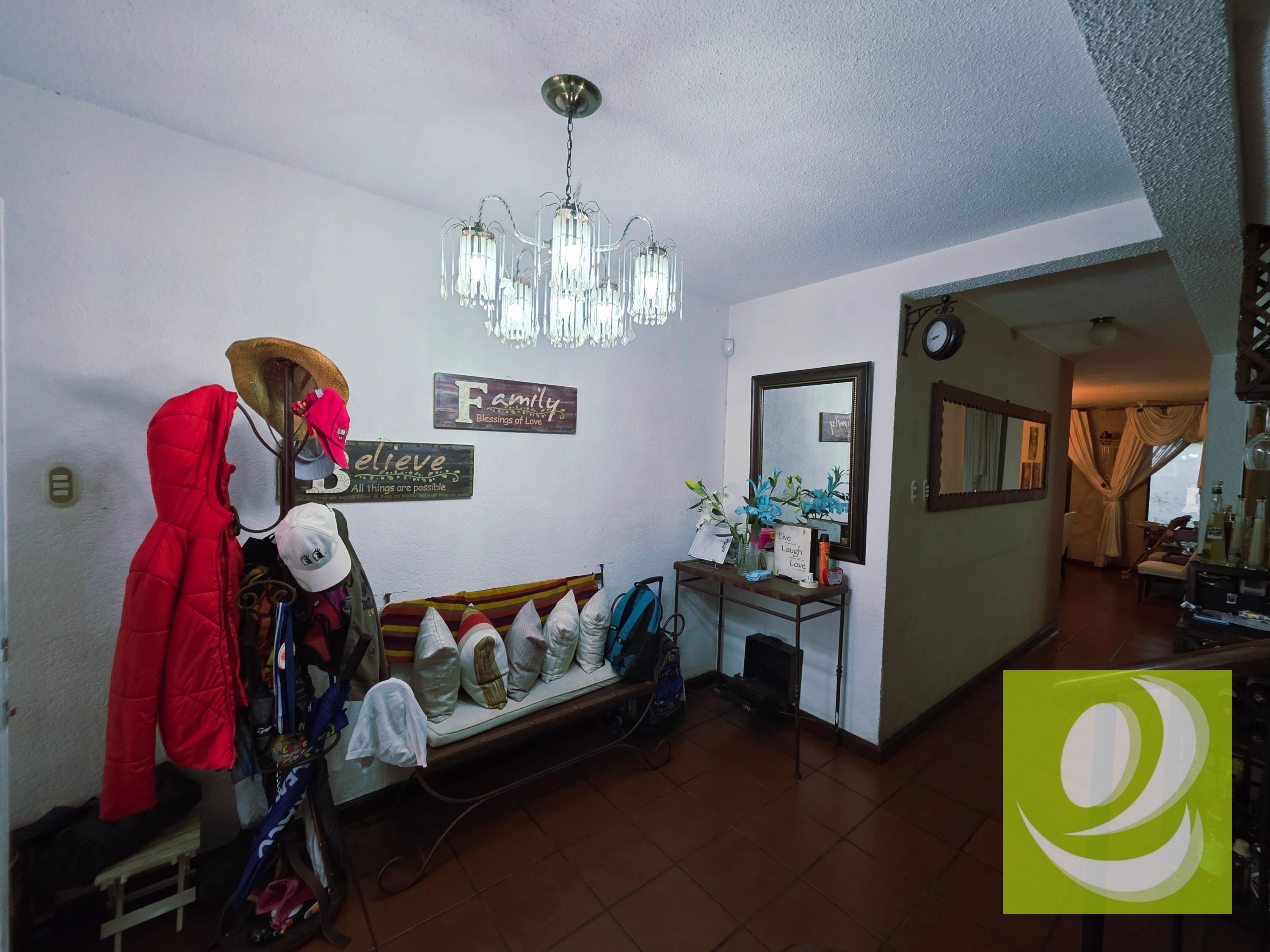🏡 Casa en Venta – Sector B4, Blvd. San Cristóbal, Mixco Precio de venta: Q2,500,000 Código: PVC-007-03-25 — Casa en Venta en Zona 8 Mixco, Guatemala, Ciudad — foto 2 de 17