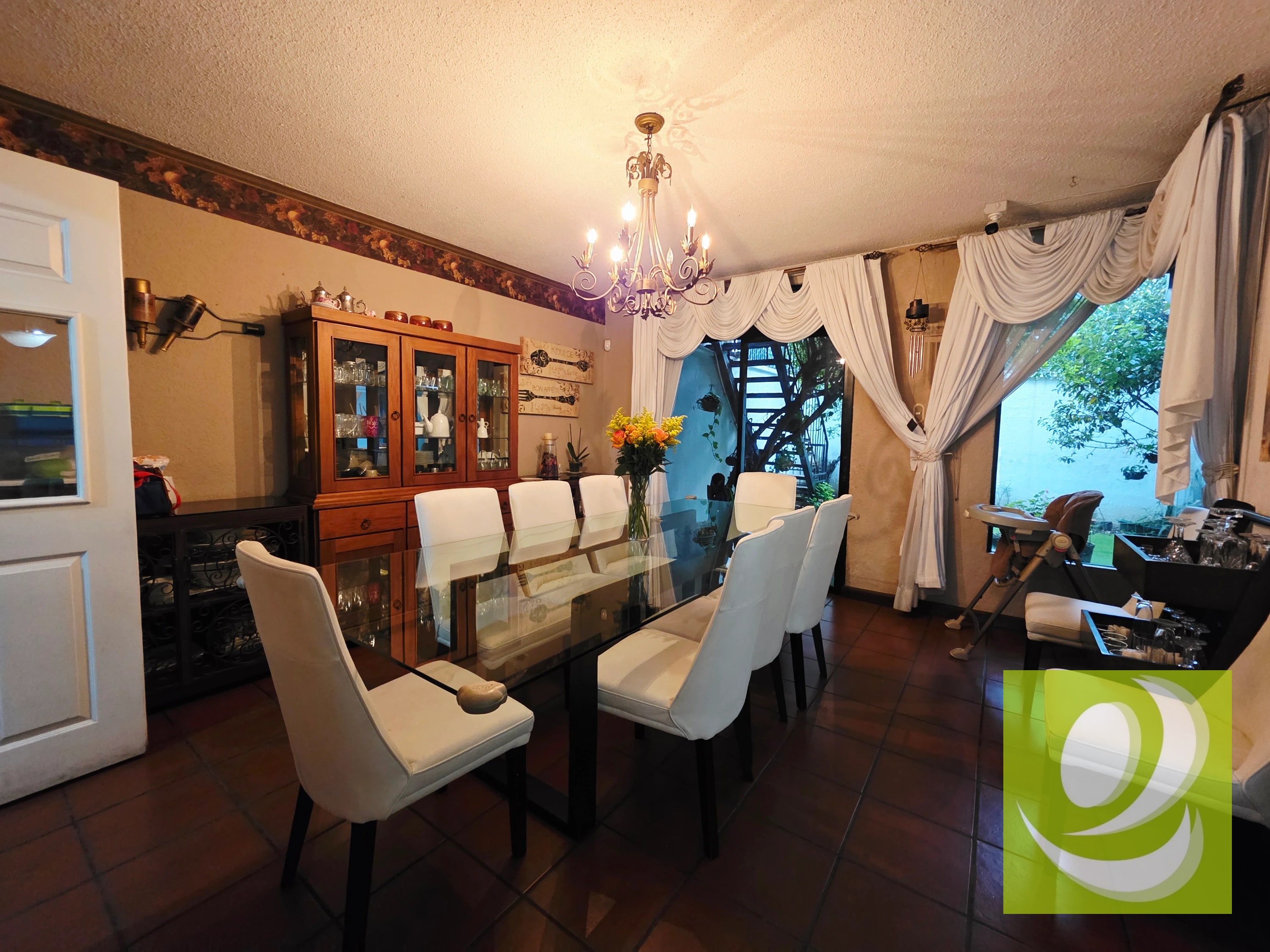 🏡 Casa en Venta – Sector B4, Blvd. San Cristóbal, Mixco Precio de venta: Q2,500,000 Código: PVC-007-03-25 — Casa en Venta en Zona 8 Mixco, Guatemala, Ciudad — foto 5 de 17