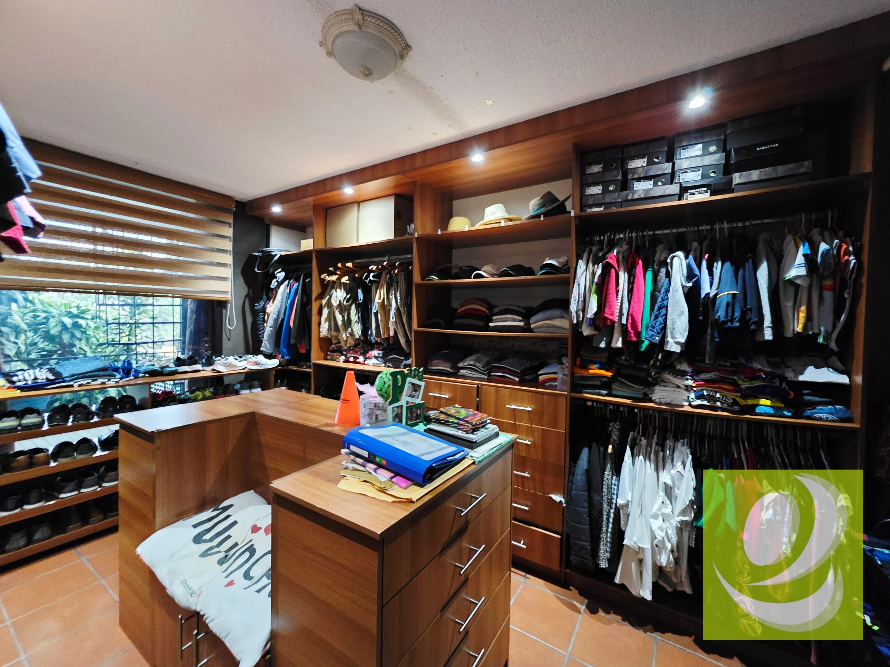 🏡 Casa en Venta – Sector B4, Blvd. San Cristóbal, Mixco Precio de venta: Q2,500,000 Código: PVC-007-03-25 — Casa en Venta en Zona 8 Mixco, Guatemala, Ciudad — foto 12 de 17