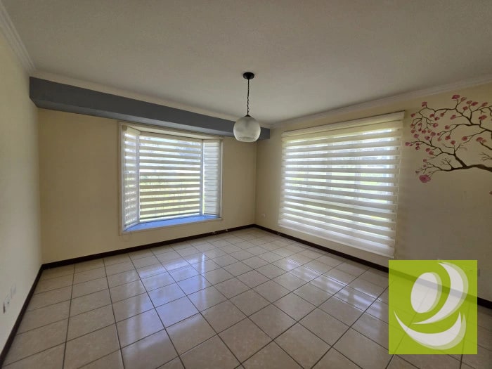 VENDO o RENTO CASA EN CAES EN SAN MARTIN DE ALLENDE — Casa en Venta en Centro Comercial Pradera, Santa Catarina Pinula, Guatemala, Ciudad — foto 8 de 12
