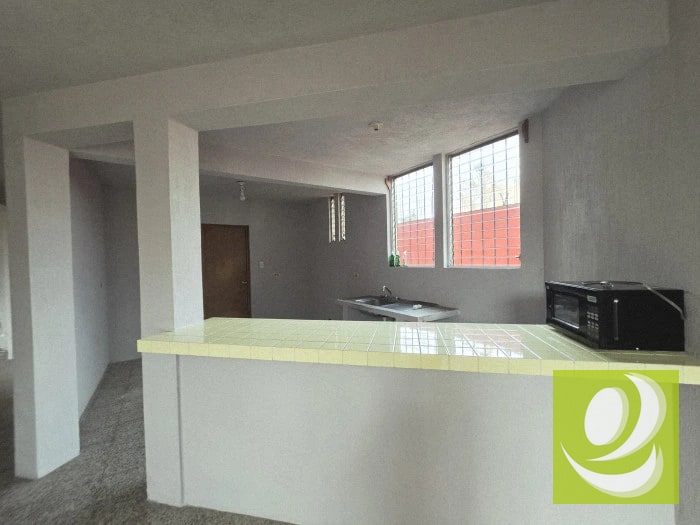 CASA EN VENTA EN PINARES DE SAN CRISTOBAL ZONA 8 MIXCO — Casa en Venta en Pinares de San Cristobal, Zona 8 Mixco, Guatemala, Ciudad — foto 8 de 14
