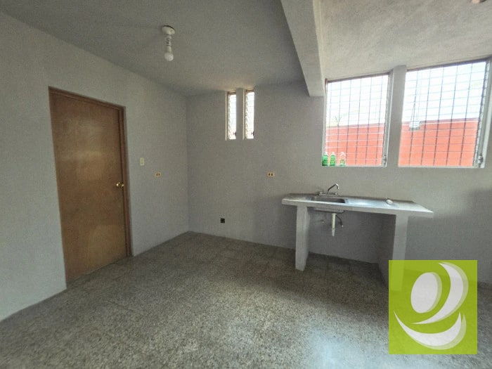 CASA EN VENTA EN PINARES DE SAN CRISTOBAL ZONA 8 MIXCO — Casa en Venta en Pinares de San Cristobal, Zona 8 Mixco, Guatemala, Ciudad — foto 13 de 14