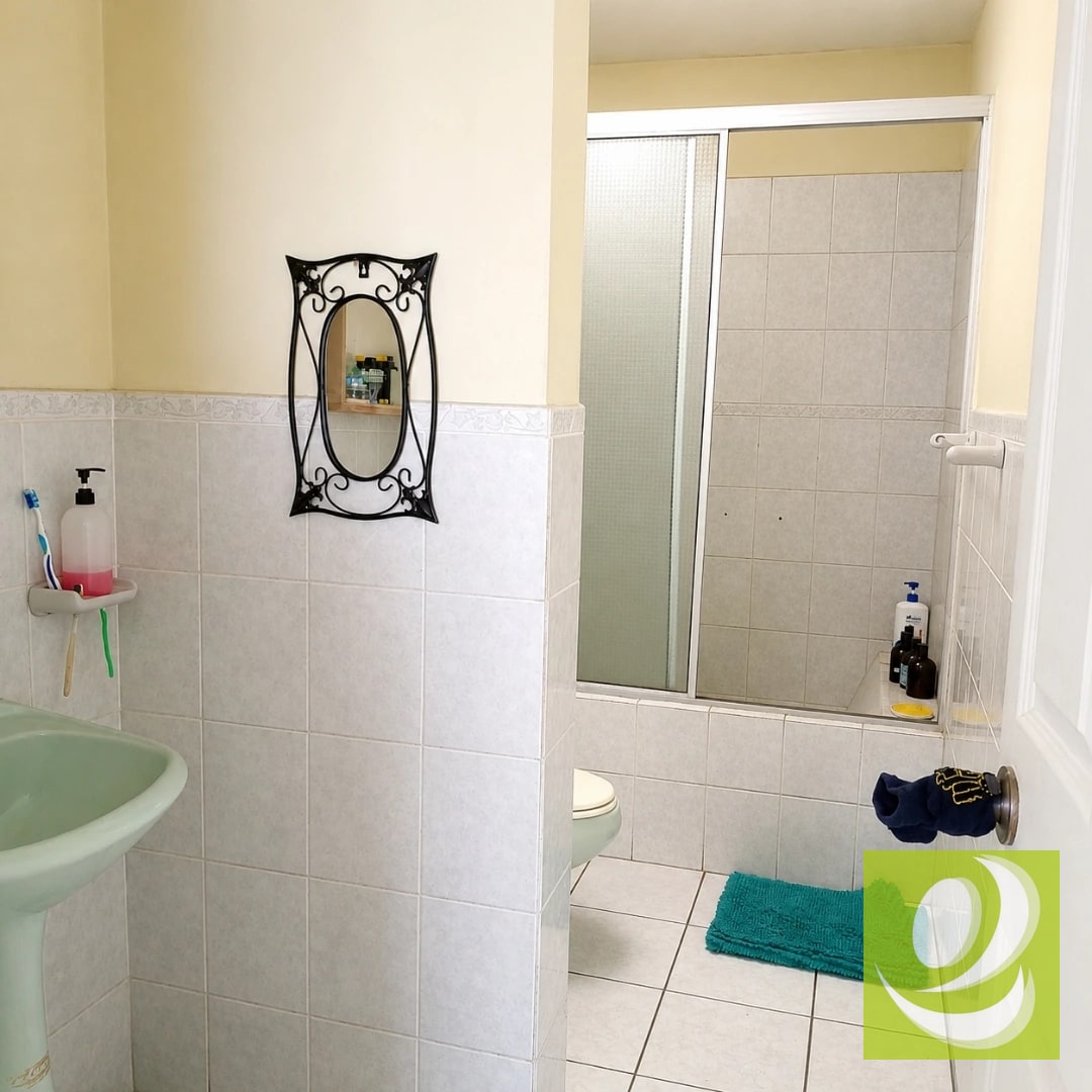 Casa en Venta en Colonia Santa Ana zona 5 cdad — Casa en Venta en Zona 5, Guatemala, Ciudad — foto 6 de 8