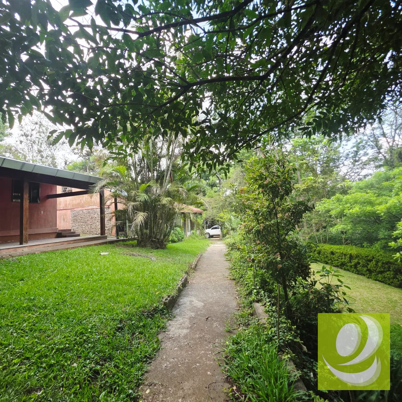 Vendo Terreno en Santa Elena Barillas — Casa en Venta en Bosques de San Nicolás, Santa Elena Barillas, Guatemala, Ciudad — foto 1 de 6