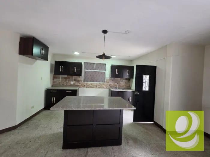 Casa de 2 niveles en venta en Kaminal Juyú II, zona 7 — Casa en Venta en Kaminaljuyú, Zona 7, Guatemala, Ciudad — foto 4 de 11