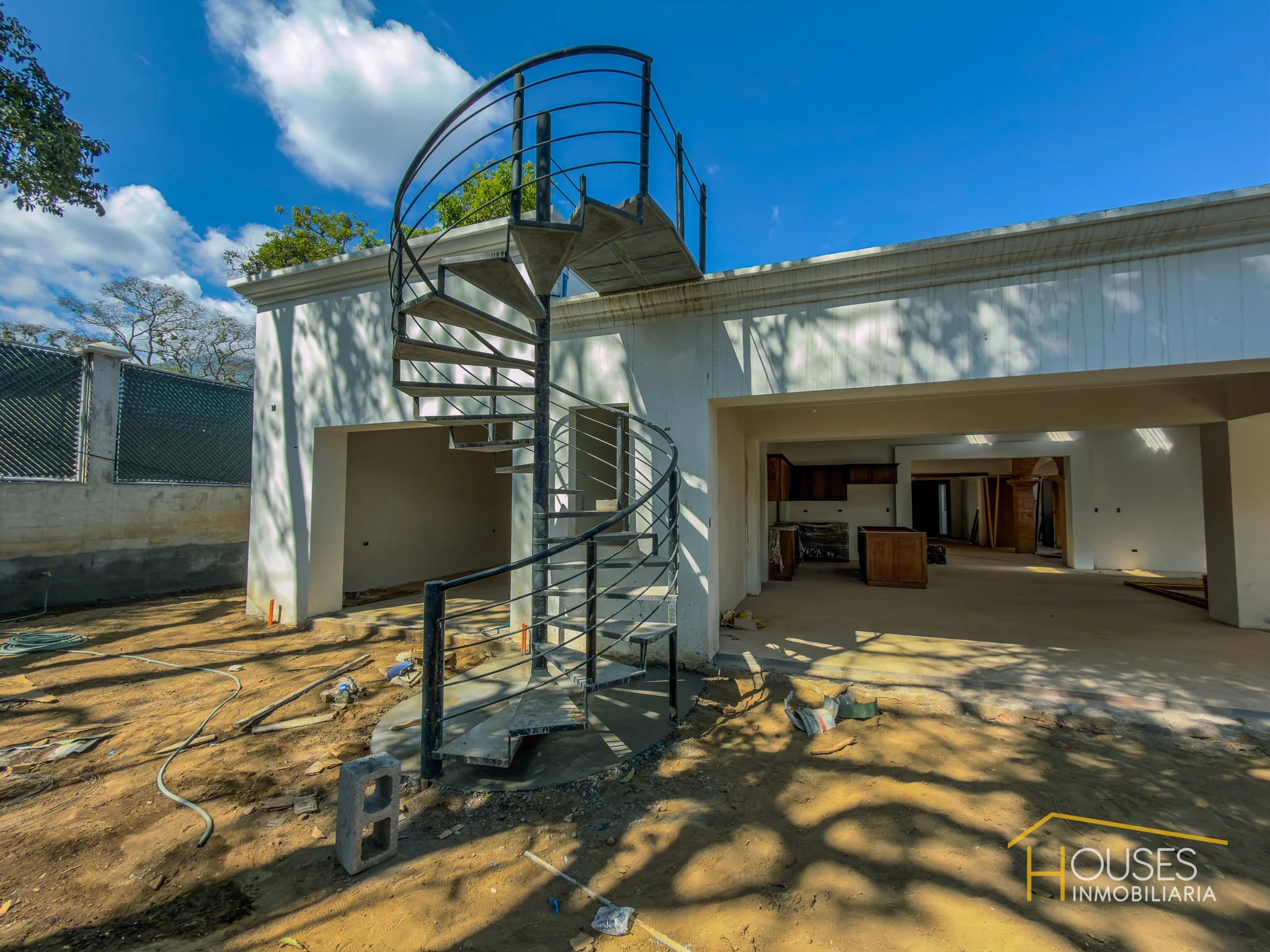 Vendo Casa en San Juan del Obispo, Sacatepéquez — Casa en Venta en Antigua, Sacatepéquez — foto 13 de 17