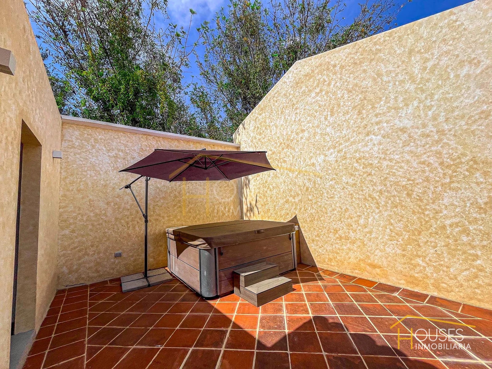 Vendo Casa en Condado del Obispo, Antigua Guatemala — Casa en Venta en Antigua, Sacatepéquez — foto 14 de 14