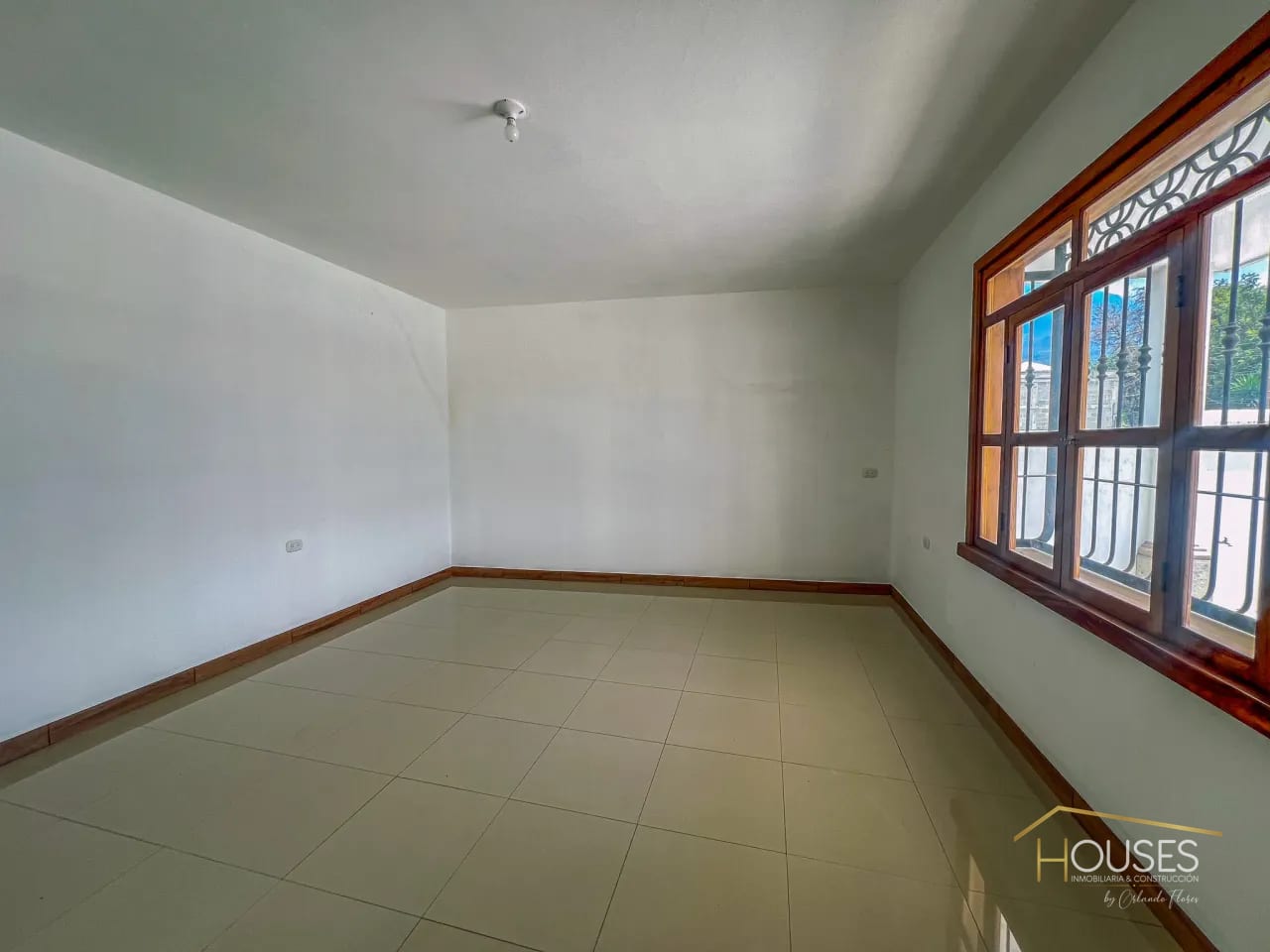 Rento Casa en San Pedro las Huertas, Antigua G. — Casa en Alquiler en San Pedro Las Huertas, Antigua, Sacatepéquez — foto 8 de 14