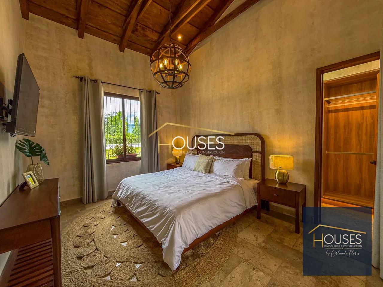 Vendo Casa de esquina en Paseo Antigua, Antigua Guatemala — Casa en Venta en Antigua, Sacatepéquez — foto 8 de 15