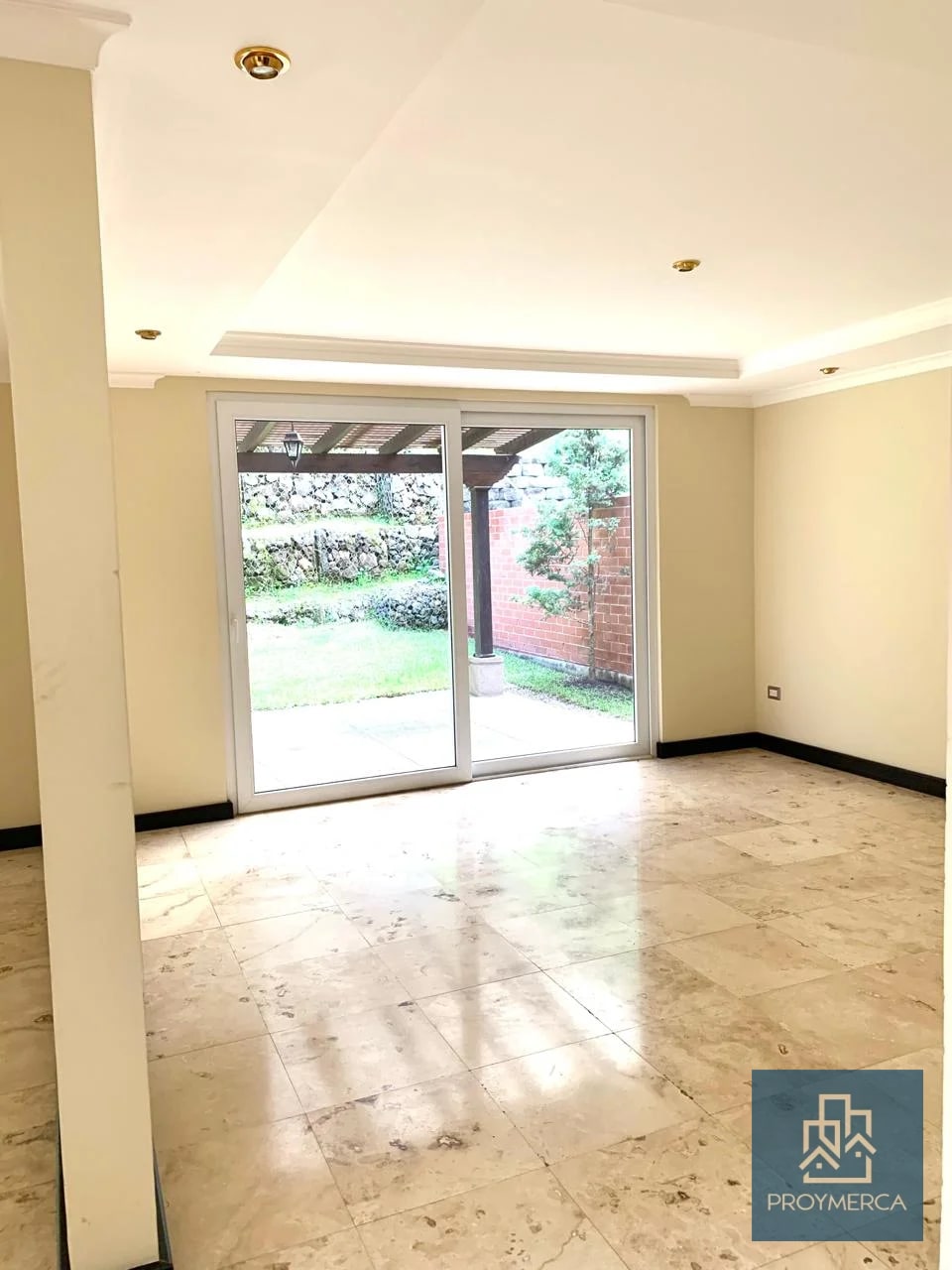 Casa en venta, Condominio Colinas de Castel Fraijanes, km.20.5 - 8