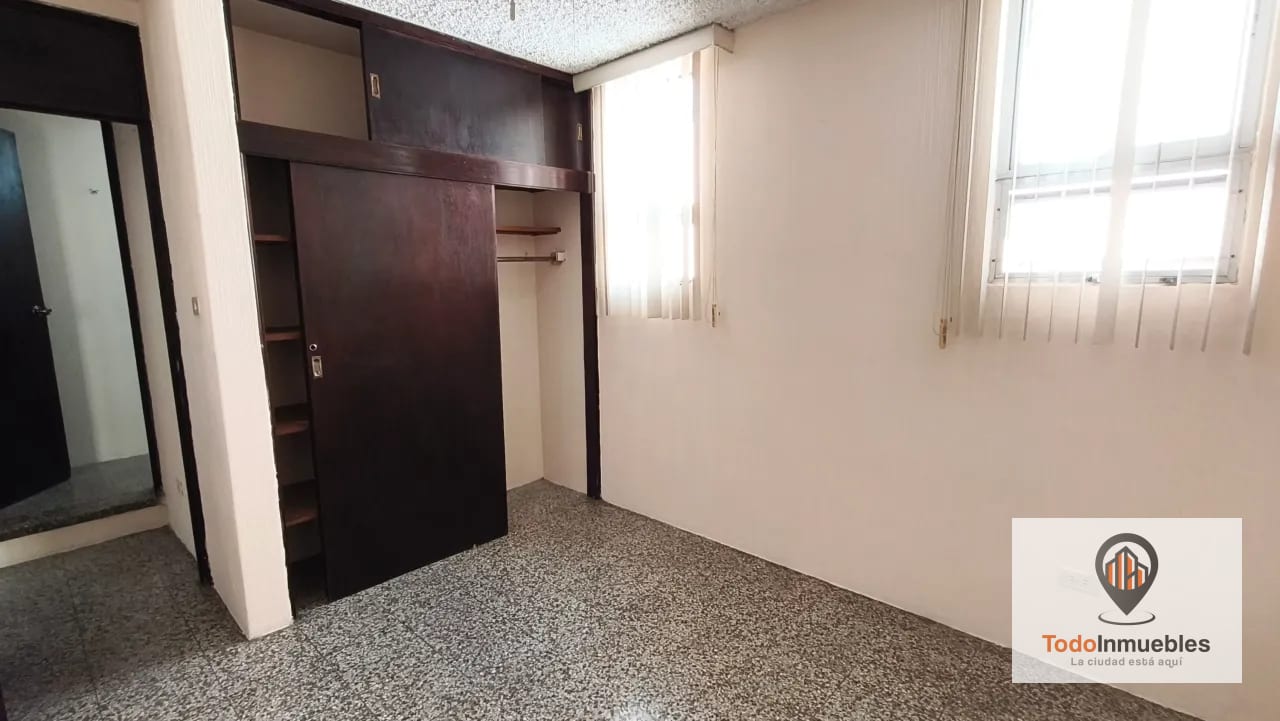 Casa en Renta en la Villa z14 — Casa en Alquiler en La Villa, Zona 14, Guatemala, Ciudad — foto 2 de 14