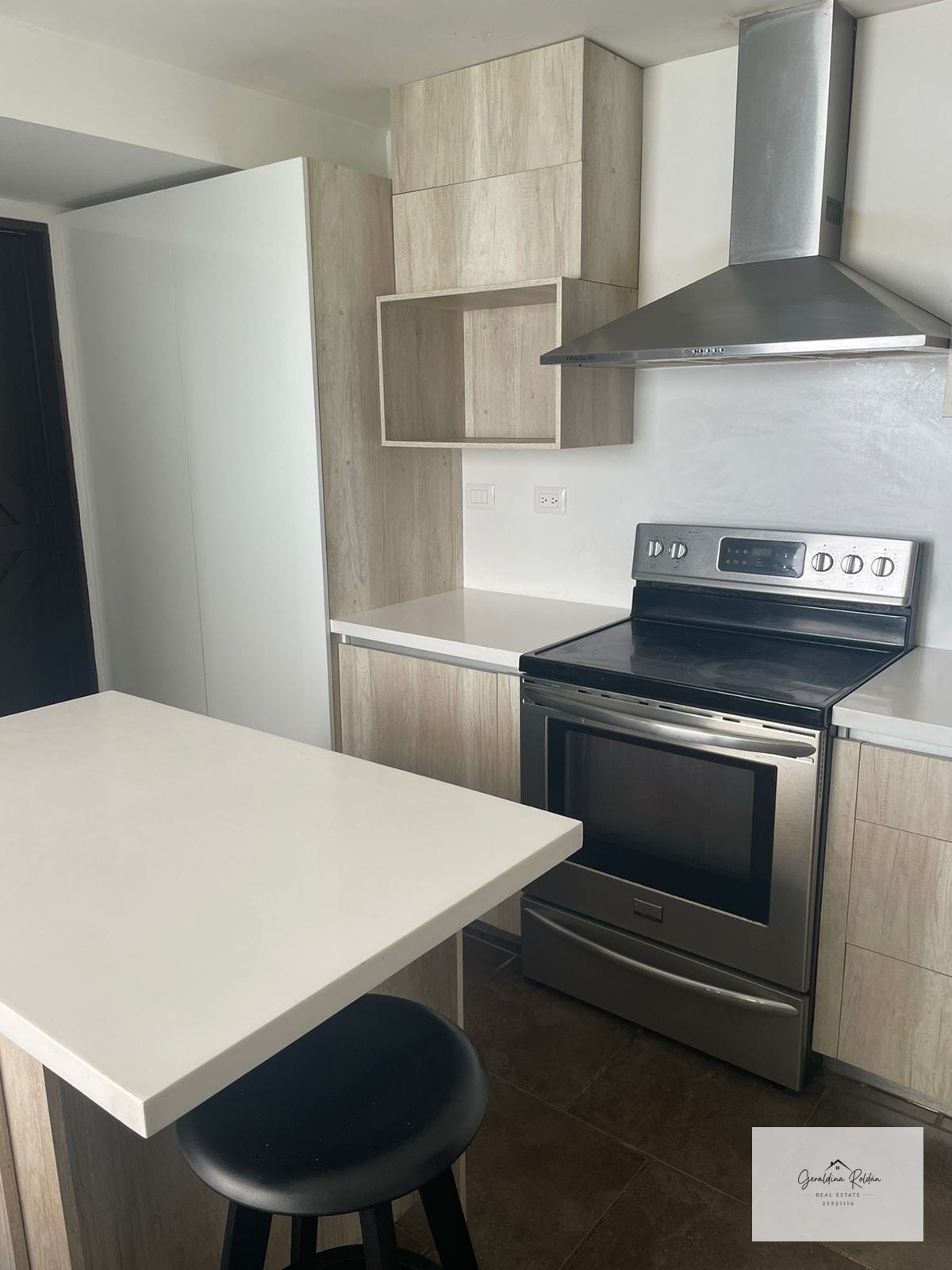 Cumbres de la arboleda en venta km 21.5CAES cuatro habitaciones — Casa en Venta en Carretera a El Salvador, Guatemala, Ciudad — foto 8 de 13