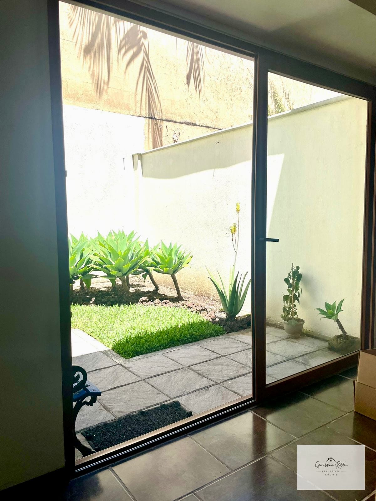 Cumbres de la arboleda en venta km 21.5CAES cuatro habitaciones — Casa en Venta en Carretera a El Salvador, Guatemala, Ciudad — foto 12 de 13