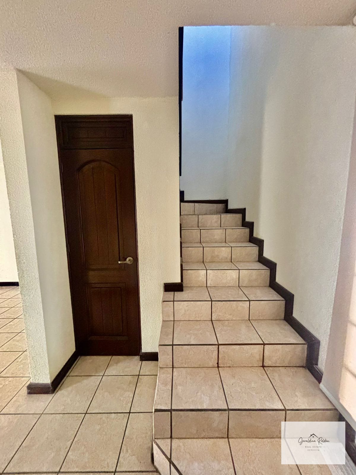 Vendo casa en Pinabetes km 19.6 entrada a San José Pinula — Casa en Venta en Condado Florenza, San José Pinula, Guatemala, Ciudad — foto 8 de 10