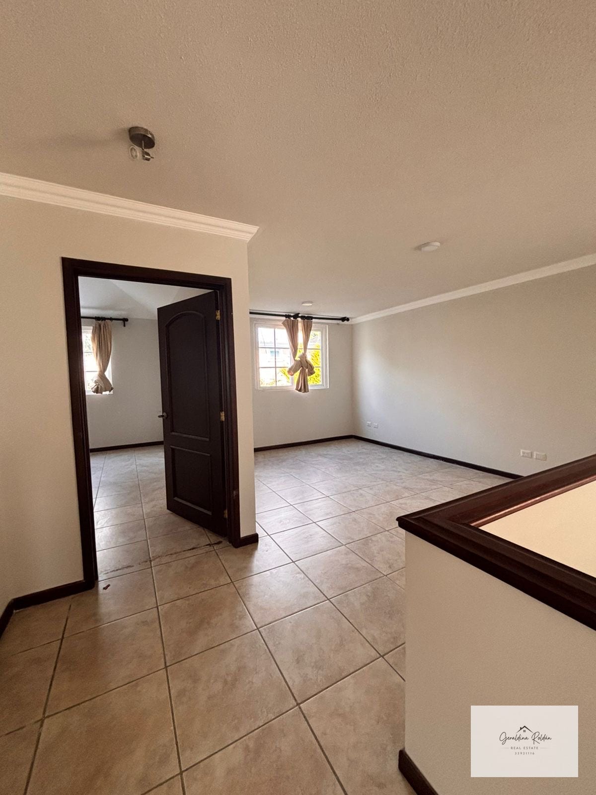 Casa en venta Villas de Entreverdes súper oportunidad — Casa en Venta en Villas de Entreverdes, Carretera a El Salvador, Guatemala, Ciudad — foto 3 de 13
