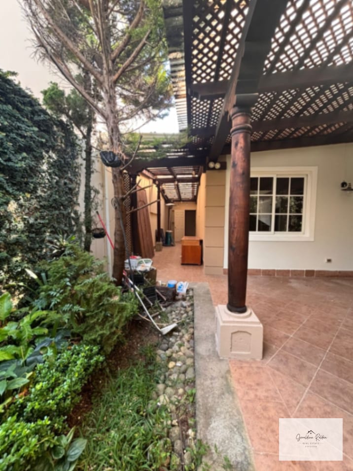 Casa en venta Villas de Entreverdes súper oportunidad — Casa en Venta en Villas de Entreverdes, Carretera a El Salvador, Guatemala, Ciudad — foto 5 de 13