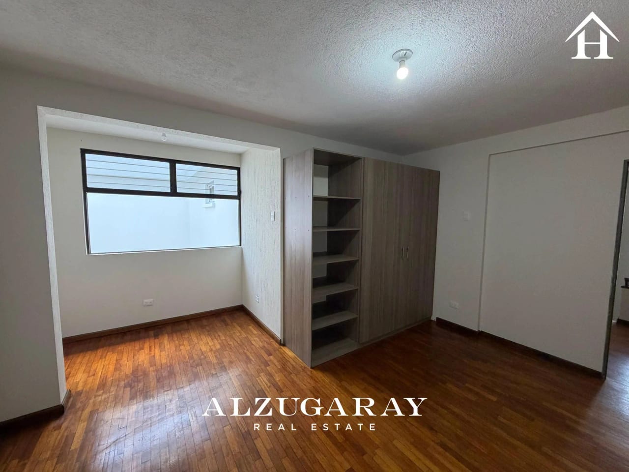 CASA AMPLIA, REMODELADA 3 HAB / AV. HINCAPIE ZONA 13 — Casa en Alquiler en Colonia Santa Fé, Zona 13, Guatemala, Ciudad — foto 10 de 10