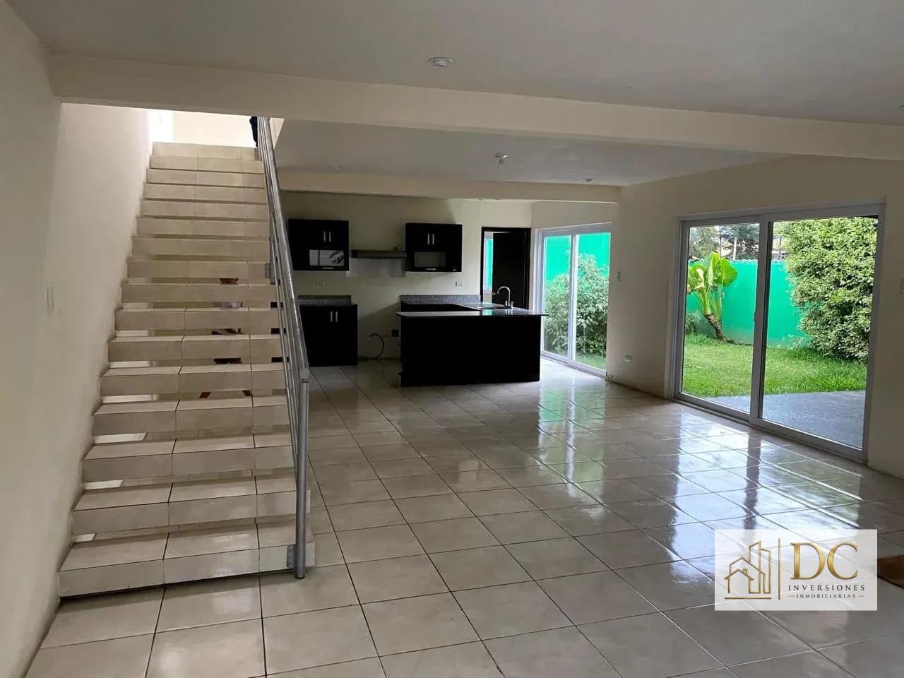 📍 CASA EN RENTA – 3 HAB + JARDÍN | LAS FLORES | KM. 14.5 CAES — Casa en Alquiler en Carretera a El Salvador, Guatemala, Ciudad — foto 2 de 9