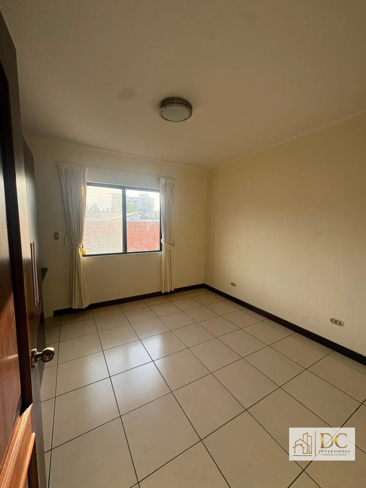 📍 CASA EN RENTA – 3 HAB + JARDÍN | ALAMEDA DE SAN ISIDRO | ZONA 16 — Casa en Alquiler en Alamedas de San Isidro, Zona 16, Guatemala, Ciudad — foto 7 de 12
