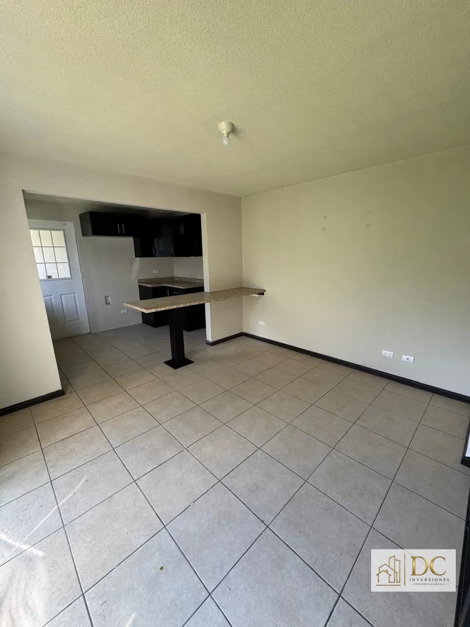 đ Casa en Venta â 3 Hab + JardĂn Amplio | las Luces | KM. 13.5 CAES â Casa en Venta en Las Luces, Carretera a El Salvador, Guatemala, Ciudad â foto 3 de 11