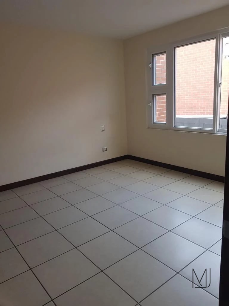 Casa en Alquiler | Ensenada de San Isidro | Zona 16 | 3 habitaciones · Jardín — Casa en Alquiler en Ensenada de San Isidro, Zona 16, Guatemala, Ciudad — foto 4 de 15
