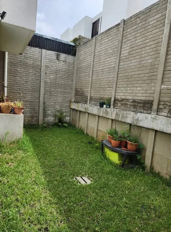 Casa en Venta | Condominio Home 16 | Zona 16 | 3 habitaciones · 4 parqueos · Amplio jardín — Casa en Venta en Home 16, Zona 16, Guatemala, Ciudad — foto 3 de 13