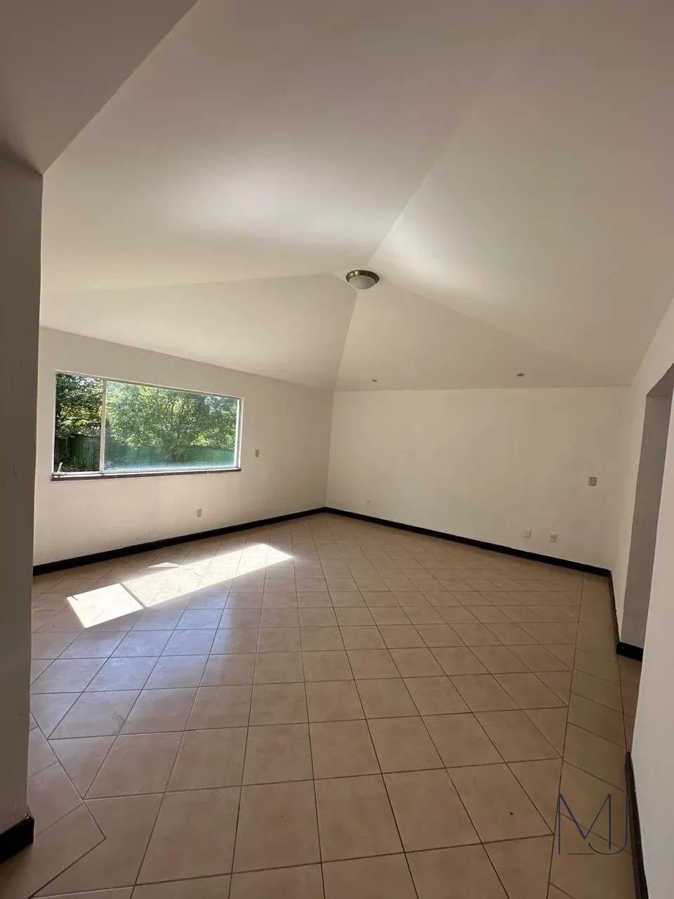 Casa en Alquiler | Condominio Casa y Campo | Carretera a El Salvador | 4 habitaciones · Amplio jardín — Casa en Alquiler en Carretera a El Salvador, Guatemala, Ciudad — foto 7 de 14