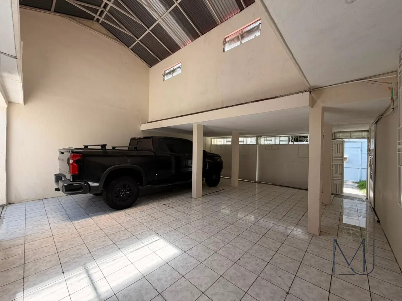 Casa Comercial en Alquiler | Calle Mariscal | Zona 11 | 860 m² — Casa en Alquiler en Colonia Mariscal, Zona 11, Guatemala, Ciudad — foto 4 de 14