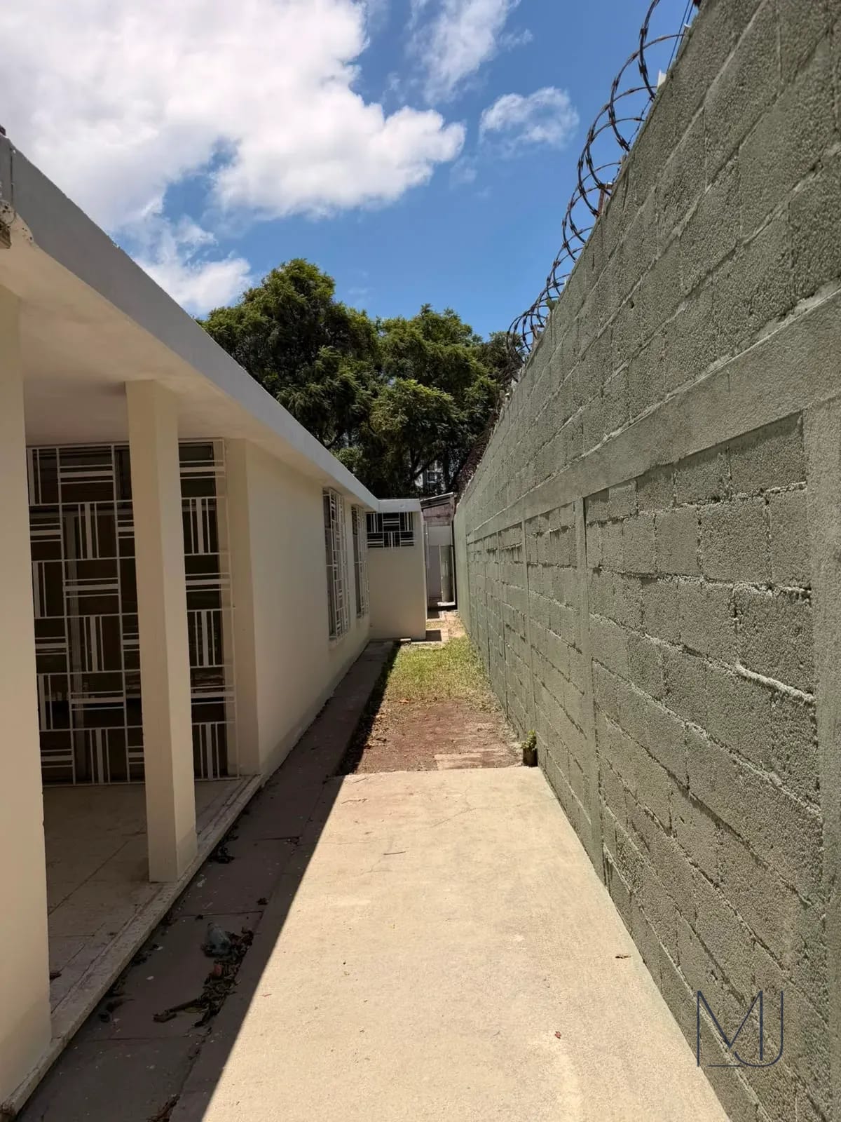 Casa Comercial en Alquiler | Calle Mariscal | Zona 11 | 860 m² — Casa en Alquiler en Colonia Mariscal, Zona 11, Guatemala, Ciudad — foto 2 de 14